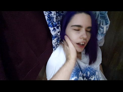 ❤️ מצאתי את אחותי בארון ועזרה לה לגמור ❌ סרטון מזוין ב-iw.it-com.top ﹏